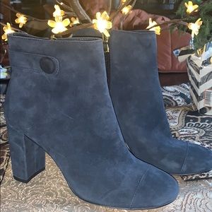 Ann Taylor Suede Booties size 7.5 sample shoe